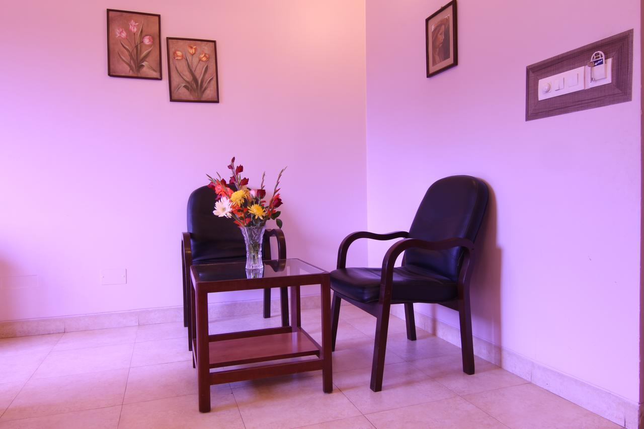 Hotel Rajawas Dibrugarh Екстер'єр фото
