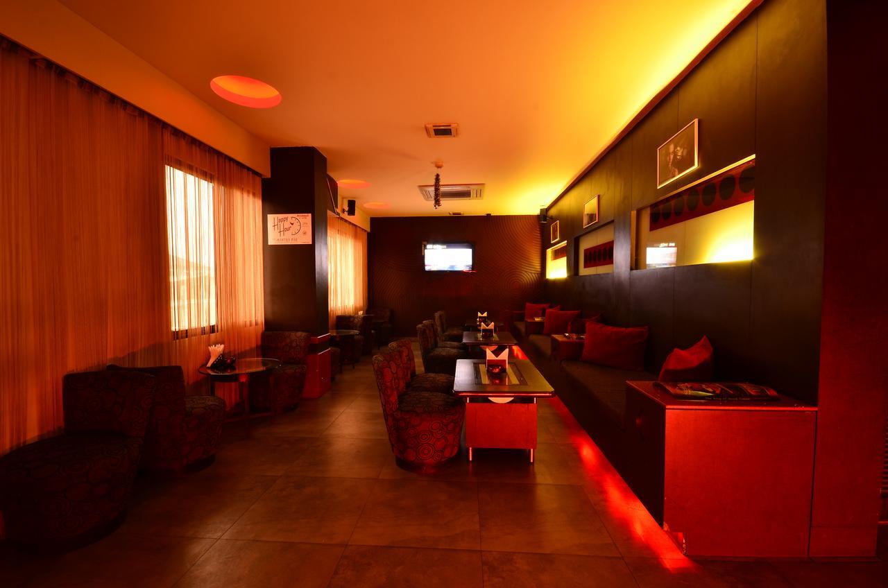 Hotel Rajawas Dibrugarh Екстер'єр фото