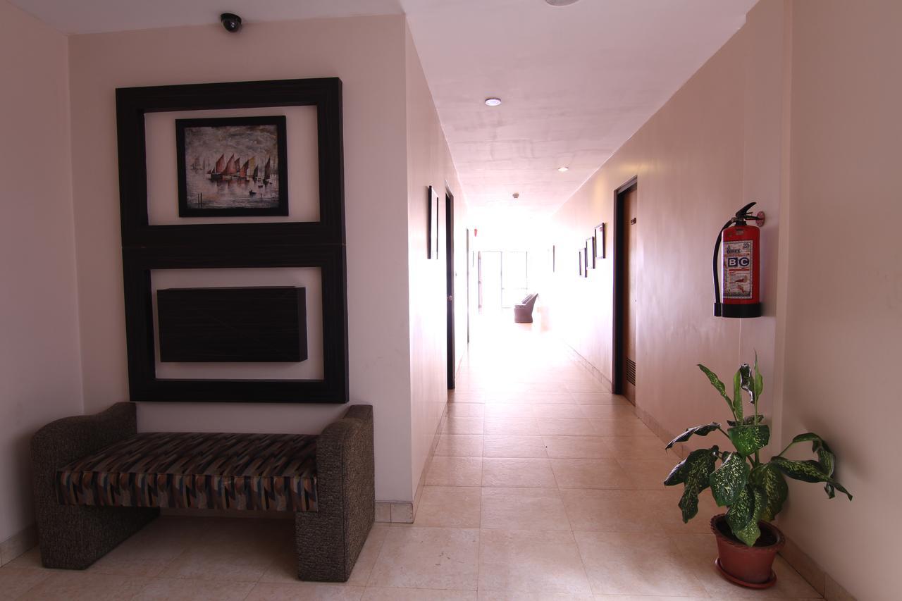 Hotel Rajawas Dibrugarh Екстер'єр фото