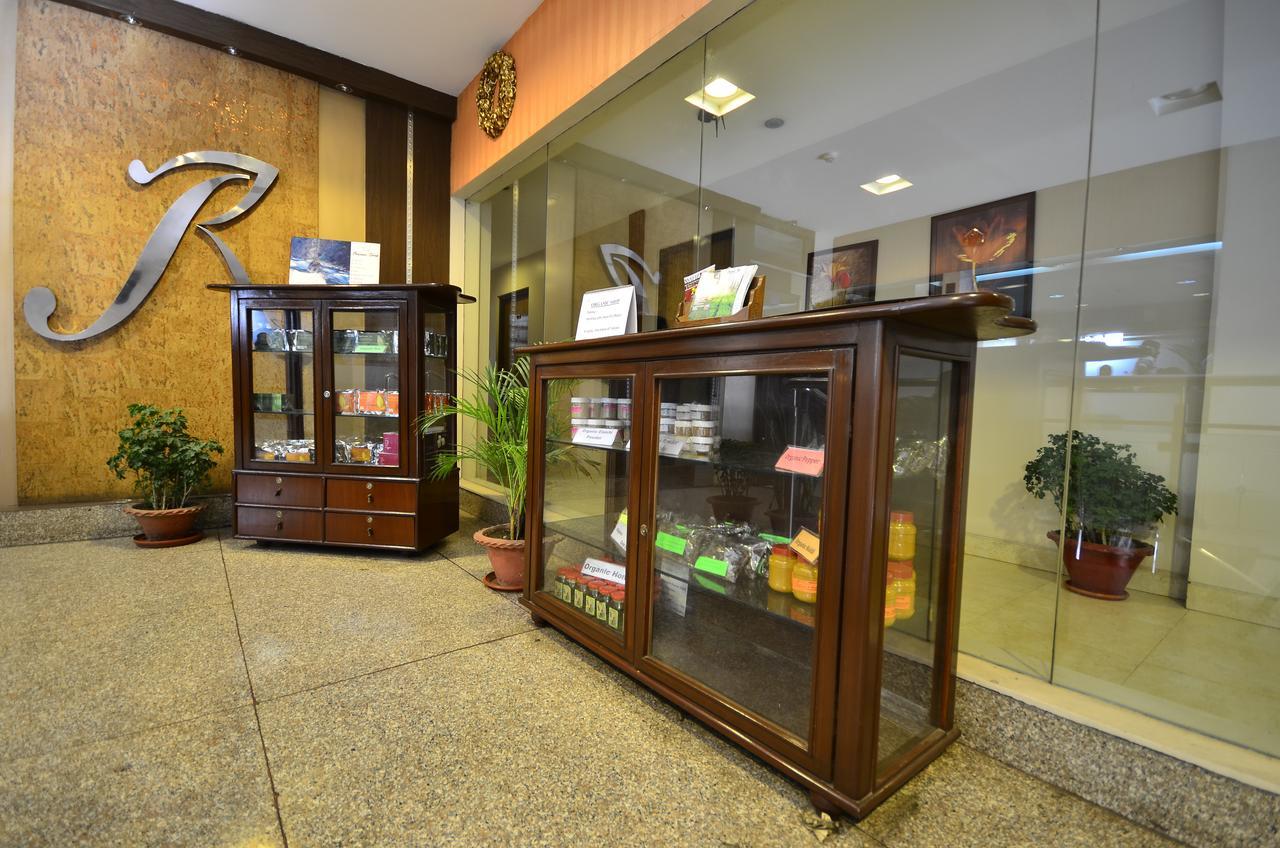 Hotel Rajawas Dibrugarh Екстер'єр фото